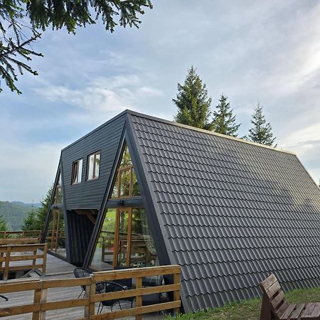 Cabane A-Frame Ceziade Tihuta Piatra Fântânele Exterior foto